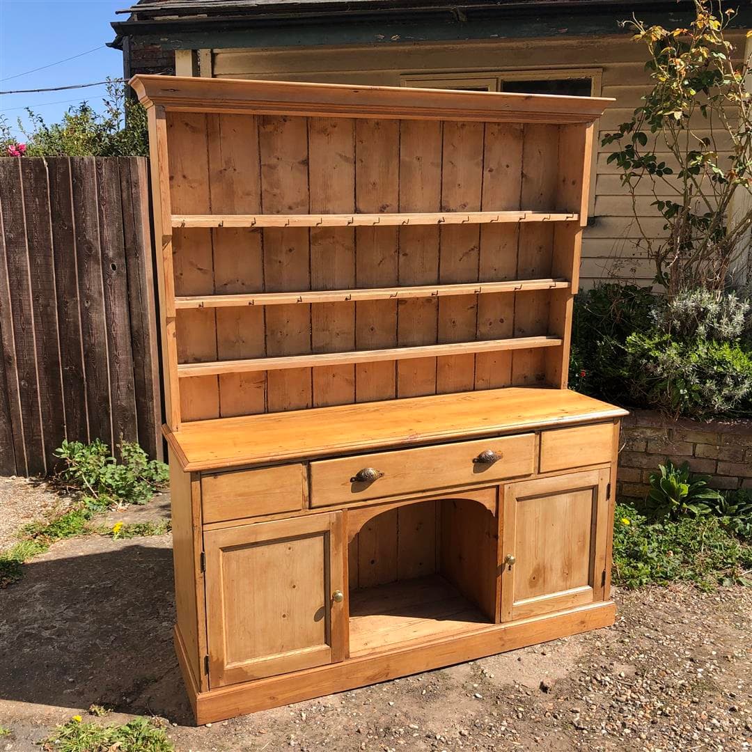 Dressers and sideboards