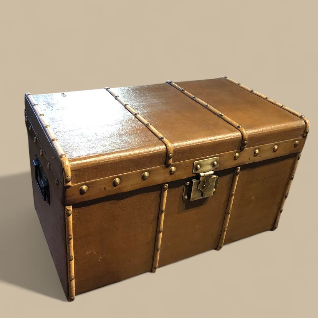 Small vintage travel trunk case in wood, canvas and bamboo 1920s