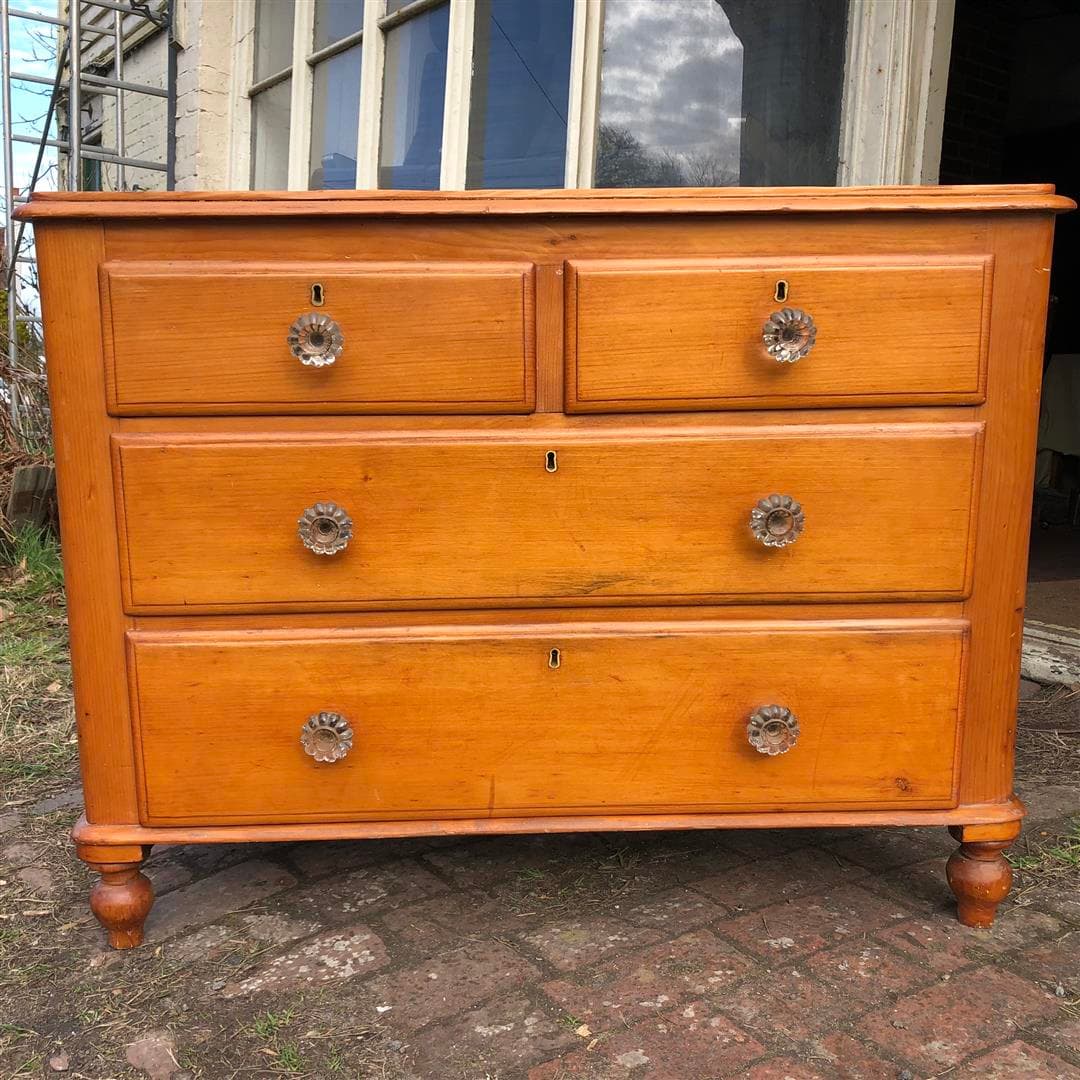 Old pine wooden chest of drawers small bedroom dresser with glass knobs 1900s
